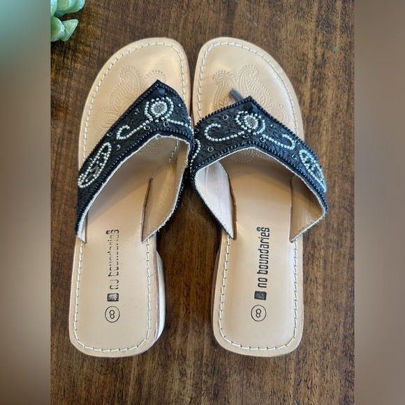 No Boundaries | Y2K Boho Beaded Sandals with Wood Block Heel - Picture 4 of 6